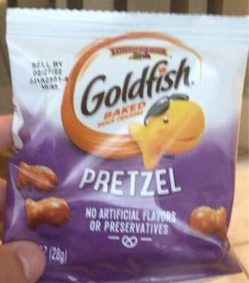 PRETZEL BAKED SNACK CRACKERS, PRETZEL