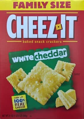White Cheddar Baked Snack Crackers