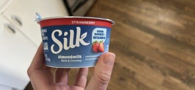 Almondmilk Strawberry