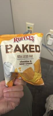 Baked Cheddar & Sour Cream Flavored Potato Crisps