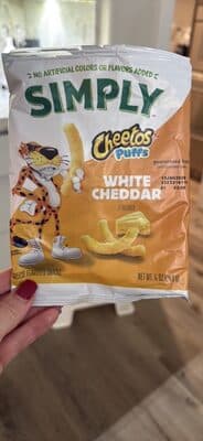 White Cheddar Cheezy Puffs
