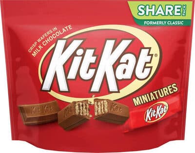 Crisp wafers in milk chocolate miniatures