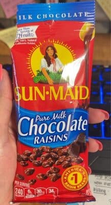 PURE MILK CHOCOLATE RAISINS MILK CHOCOLATE, PURE MILK
