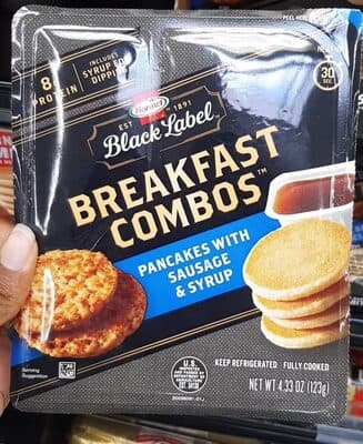 BREAKFAST COMBOS PANCAKES WITH SAUSAGE & SYRUP, BREAKFAST COMBOS