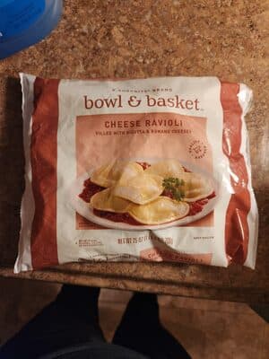 CHEESE RAVIOLI FILLED WITH RICOTTA & ROMANO CHEESES, CHEESE