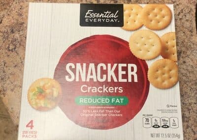 SNACKER CRACKERS