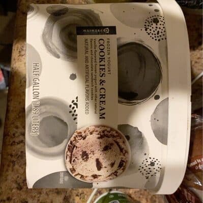 COOKIES & CREAM VANILLA-FLAVORED FROZEN YOGURT, COOKIES & CREAM, VANILLA