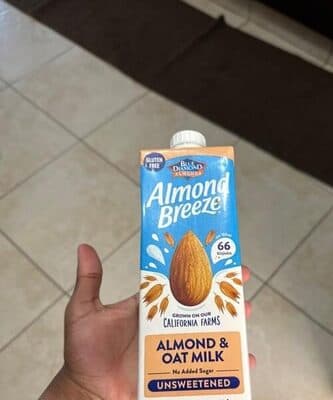 Almond Breeze and Oat Milk