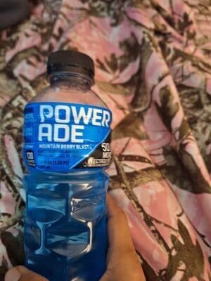 Mountain berry blast sports drink