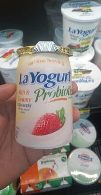 LA YOGURT, RICH & CREAMY PROBIOTIC FORMULA BLENDED LOWFAT YOGURT, STRAWBERRY, STRAWBERRY