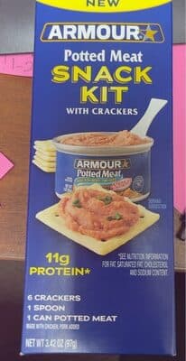 POTTED MEAT SNACK KIT WITH CRACKERS, CRACKERS