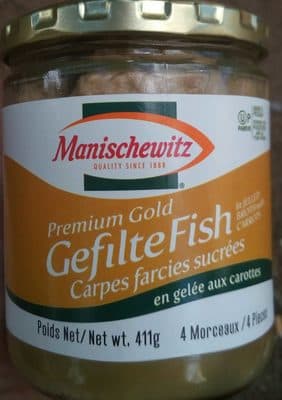 Gefilte fish with carrots