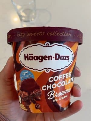 COFFEE CHOCOLATE BROWNIE ICE CREAM, COFFEE; CHOCOLATE