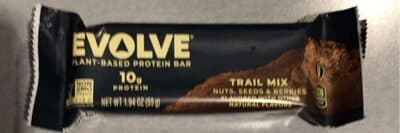TRAIL MIX PLANT-BASED PROTEIN BAR, NUTS; SEEDS; BERRIES