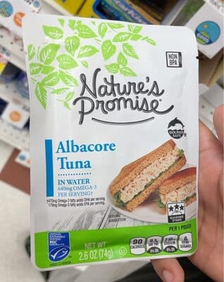 ALBACORE TUNA IN WATER, ALBACORE IN WATER