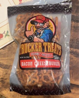 BACON CHEESEBURGER GOURMRT PRETZELS, BACON CHEESEBURGER