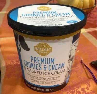 COOKIES & CREAM FLAVORED PREMIUM ICE CREAM, COOKIES & CREAM